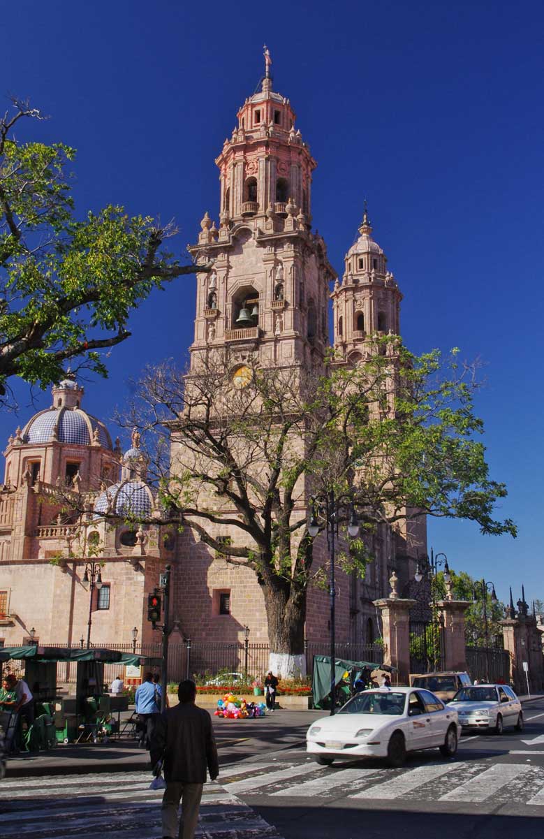 Morelia's Cathedral is famous for its pink stone and this photo brings it out well.