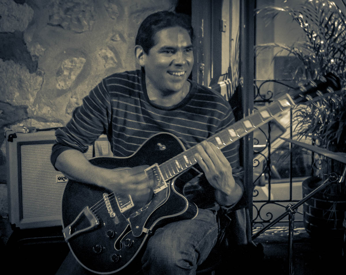 Franco Lugo - Jazz Guitar