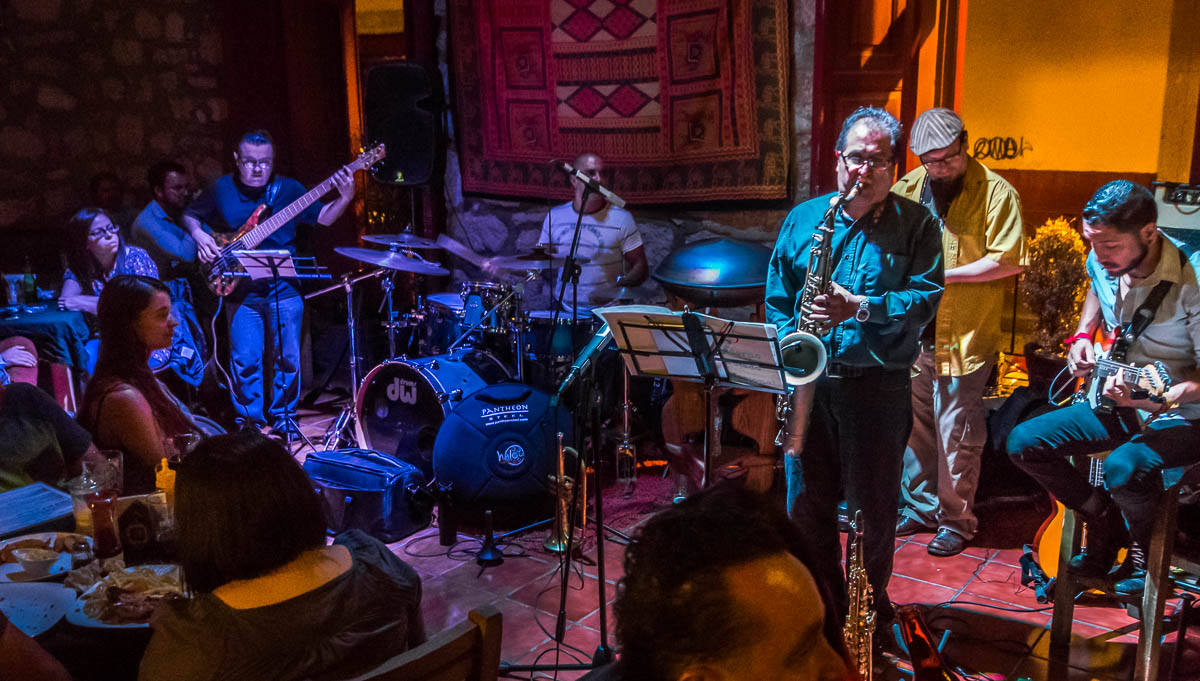 Felicidades Juan Alzate at Amati Jazz Cafe: Omar Marin - Bass, Raúl Hernández- Drums, Juan Alzate - Sax, David Blink - Handpan and Trumpet, Flavio Meneses - Guitar