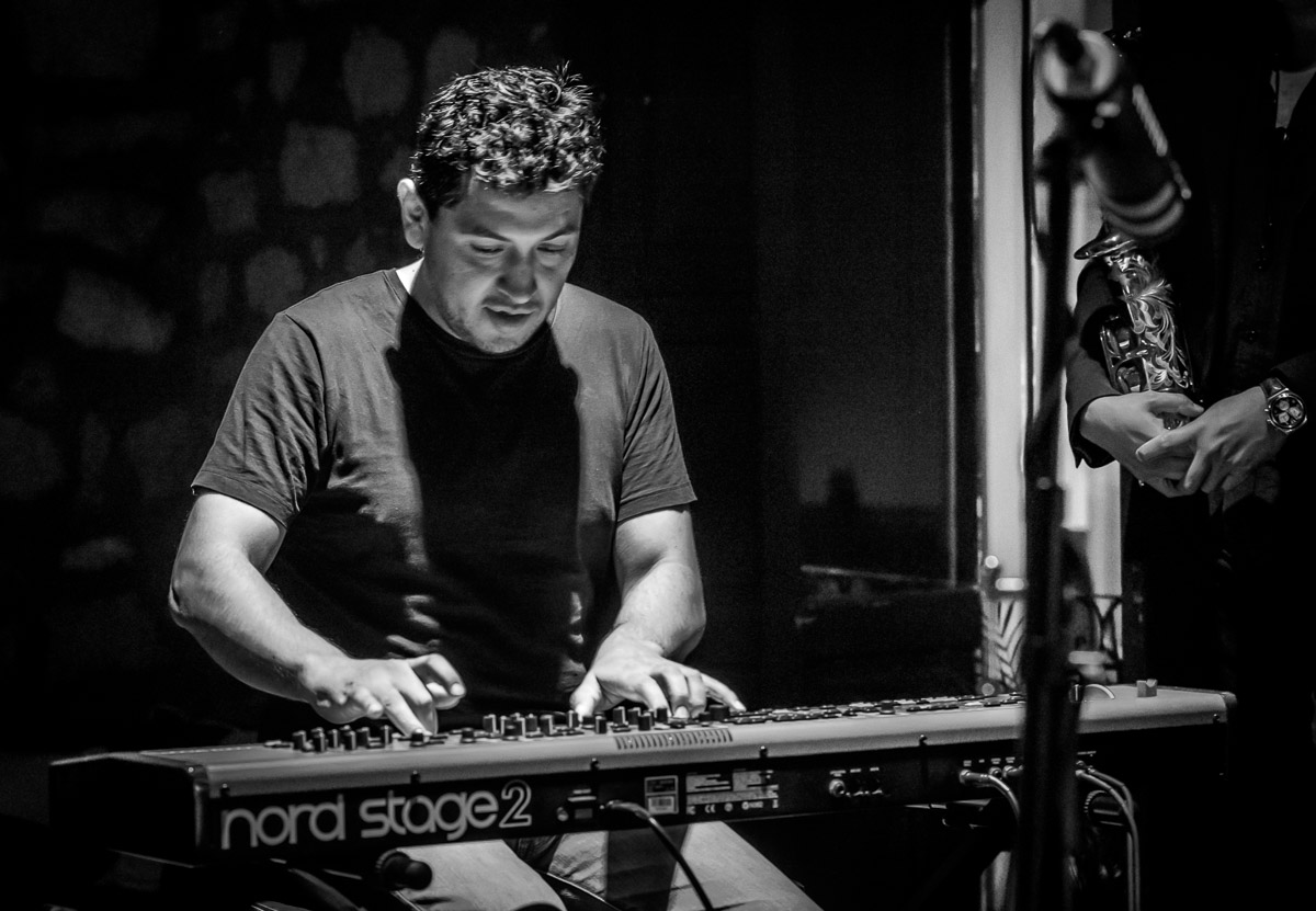 Gerry López Jazz Trío: Gerry López - Sax, Fernando Mendoza - Drums, David Villanueva - Keyboards, with Flavio Meneses - Bass